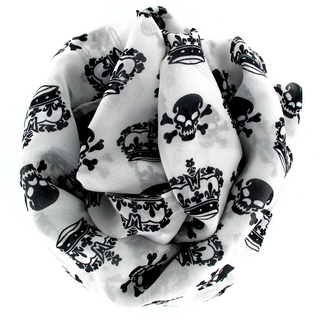 Trs grand foulard blanc avec ttes de mort et couronnes